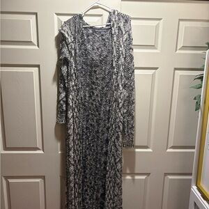 Kendall & Kylie Black and White Knit Cardigan